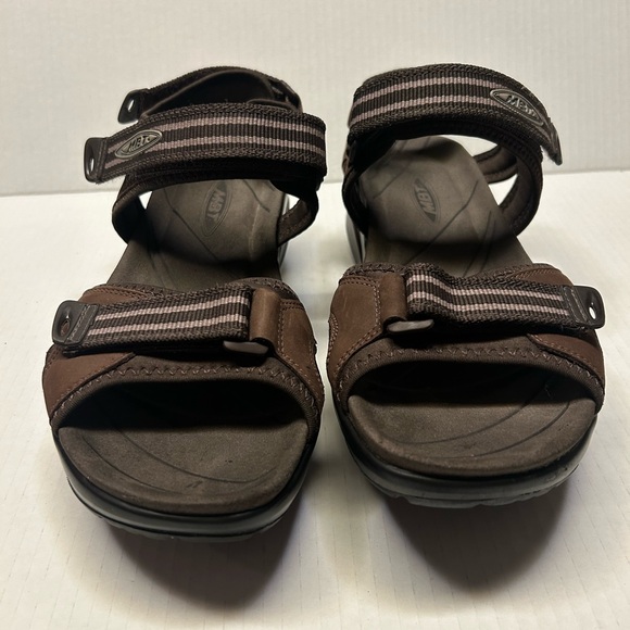 MBT Men\'s Brown Size 42 US 8-8.5‎ Jawabu Sandal Walking Sandals main image 9